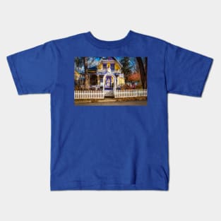 Victorian Gingerbread Cottage 4 Kids T-Shirt